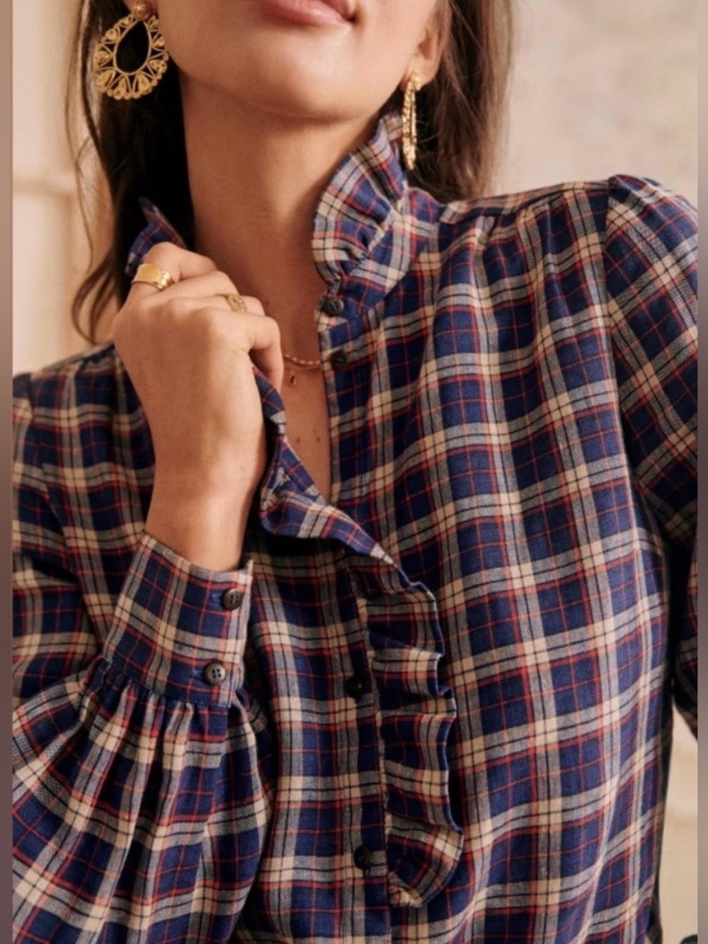 Sezane linen shirt
Chloé Carreau model size FR38 / US 6
